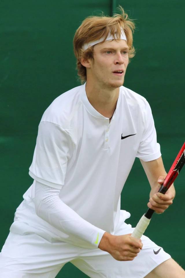 宝刀不老的 宝刀不老的